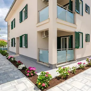 Divine , Baška Chorwacja
